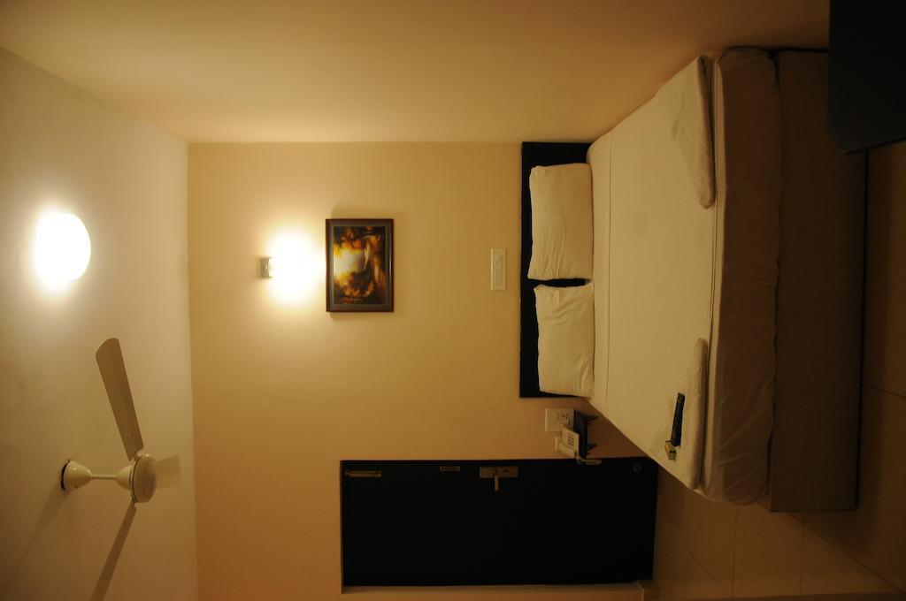 Hotel Sri Krishna Residency Udupi Exteriör bild